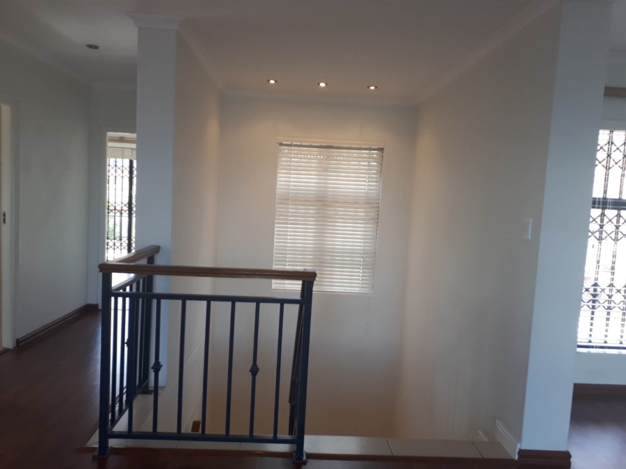 To Let 3 Bedroom Property for Rent in Plattekloof Western Cape